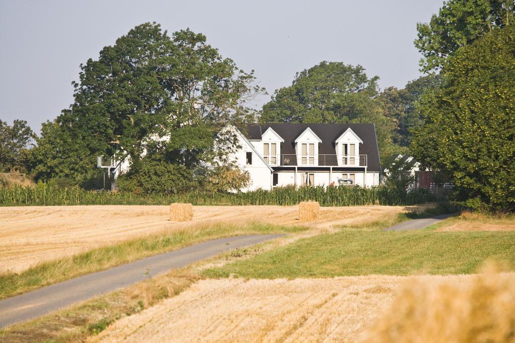 Quistgaarden Bed & Breakfast Spjellerup Экстерьер фото